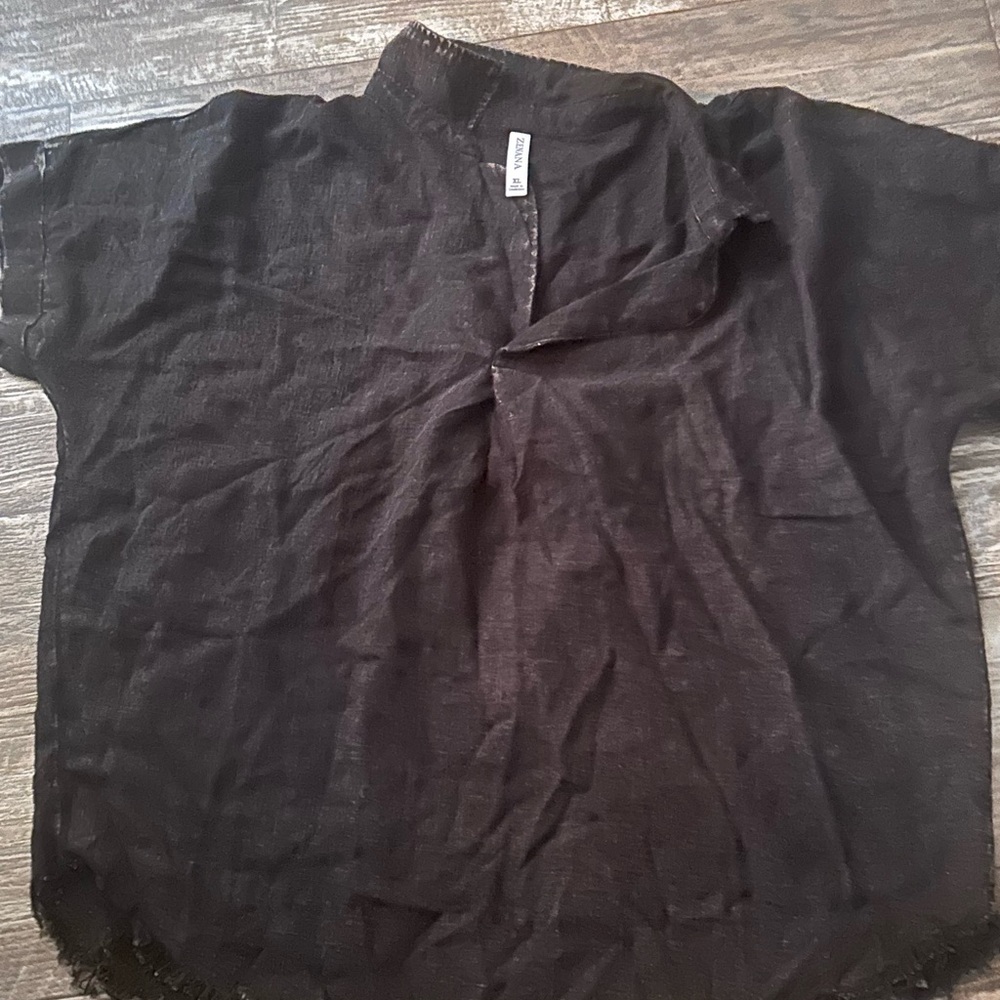 Zenana Outfitters Black Casual Button Down Shirt